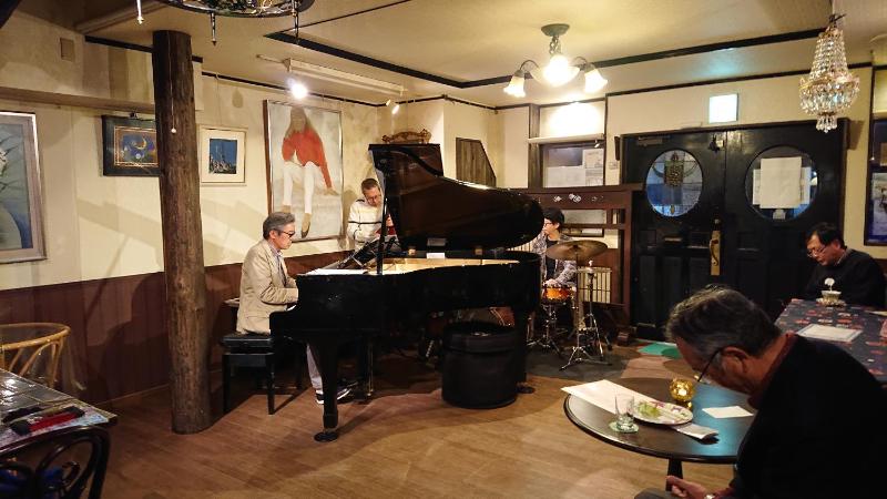 Live Cafe Hisui no Umi - image 11