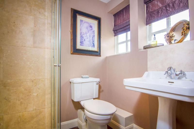 Standard Double Room image 2