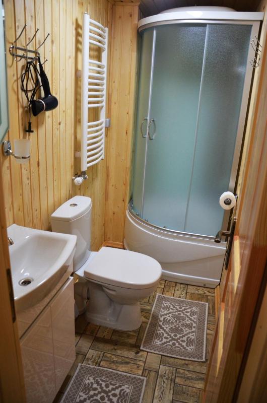 Twin Room with Mountain View image 3