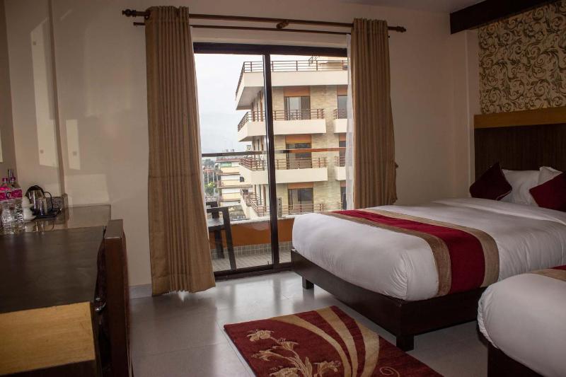 Hotel Silverline - image 2