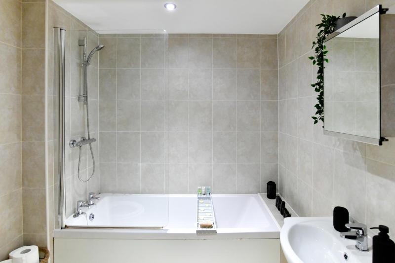 Double or Twin Room image 2