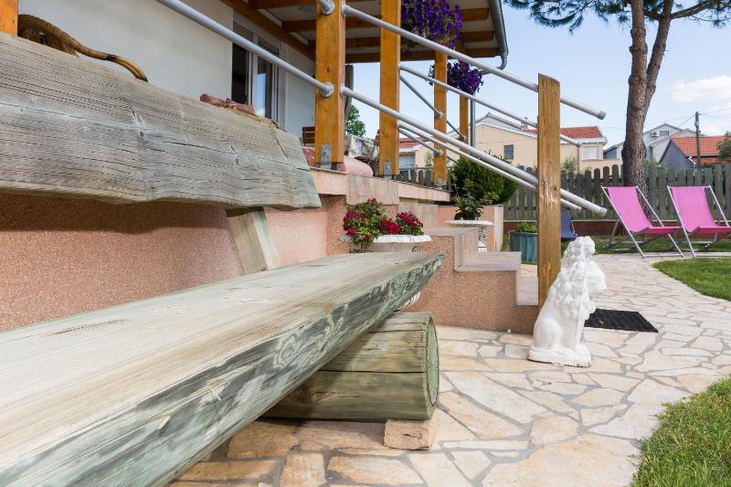 Apartment Twisting By The Private Pool - image 33