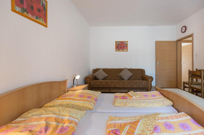 Apartment Twisting By The Private Pool - image 25