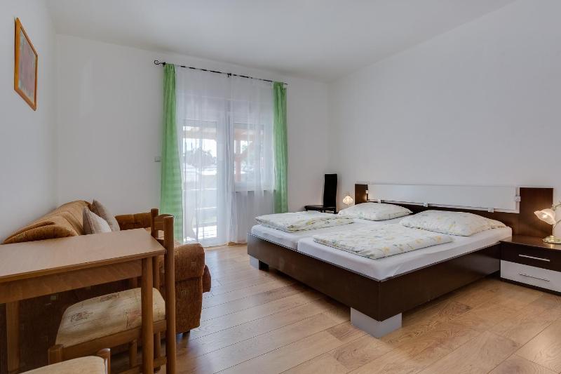 Apartment Twisting By The Private Pool - image 16