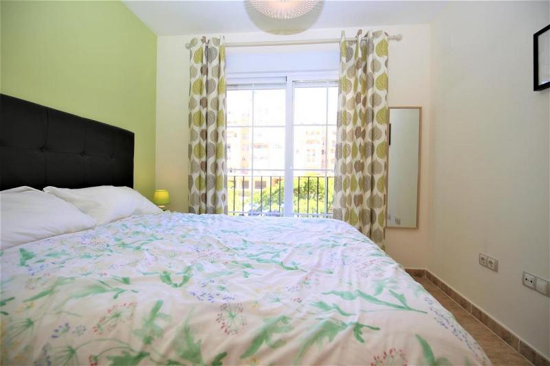 One-Bedroom Apartment image 3