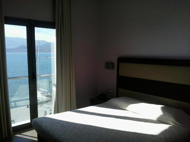 Triple Room image 2
