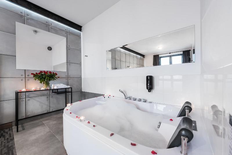 Loft Deluxe image 1