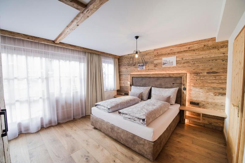 Two-Bedroom Apartment image 4