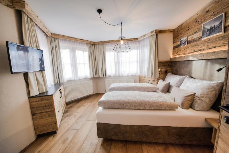 Two-Bedroom Apartment image 3