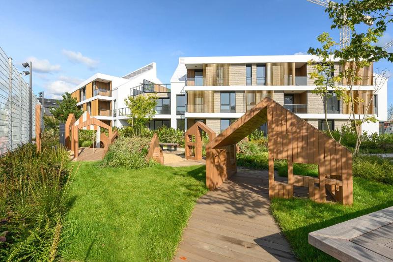 Flamingo Beach Apartment - image 3