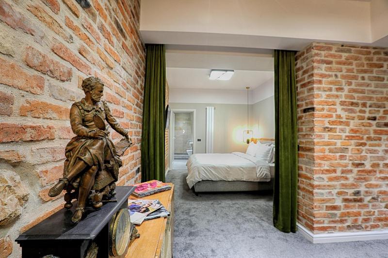 Apartment image 3
