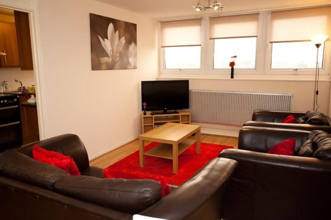 Victoria Centre 2 Bedroom Apartments with 4 Beds in Victoria Centre Shopping Centre - Nottingham City Centre - 24 hour access - Most Central Location - Full Kitchen - Opposite Hilton - Parking for Cars or Vans from Five pounds a day - Sunday 1pm Check-out - image 6