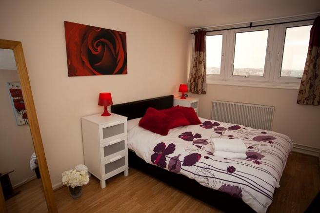 Victoria Centre 2 Bedroom Apartments with 4 Beds in Victoria Centre Shopping Centre - Nottingham City Centre - 24 hour access - Most Central Location - Full Kitchen - Opposite Hilton - Parking for Cars or Vans from Five pounds a day - Sunday 1pm Check-out - image 14