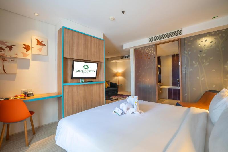 Grand Livio Kuta Hotel - image 27