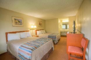 Deluxe Double Room image 2