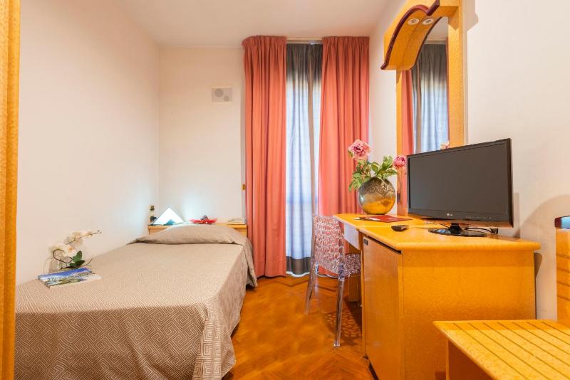 Hotel Regent - In pieno Centro - image 9