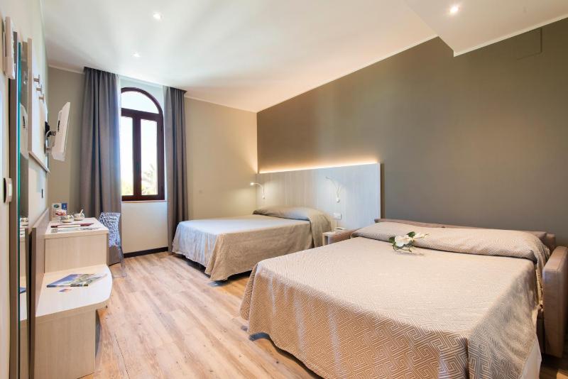 Hotel Regent - In pieno Centro - image 25
