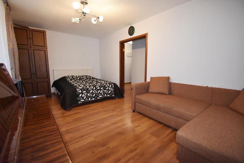 One-Bedroom Apartment image 1