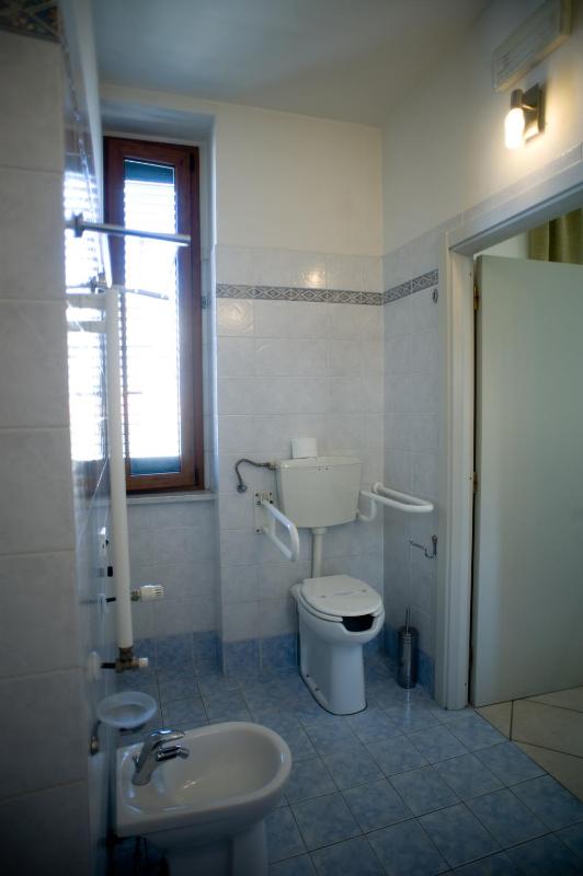 Triple Room image 3