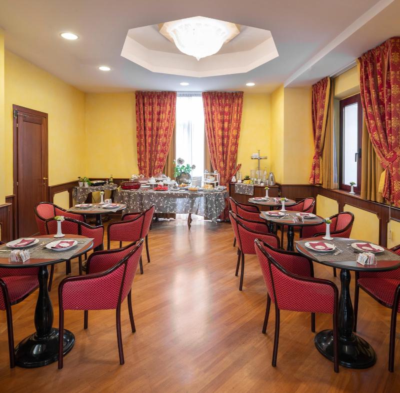 Hotel Regent - In pieno Centro - image 29
