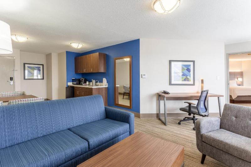 King Suite with Sofa Bed image 1