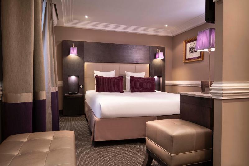 Superior Double Room image 4