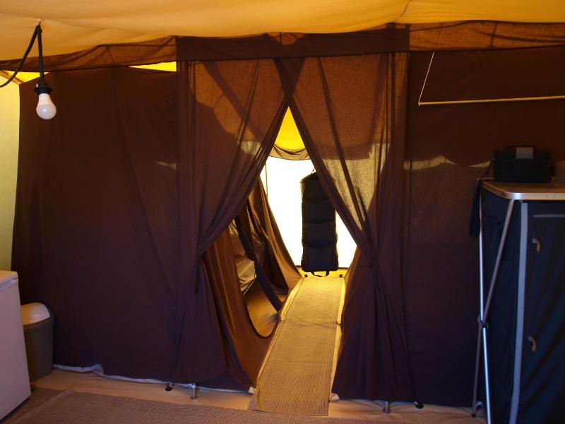 Tent without sanitary image 2