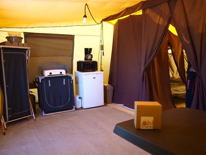 Tent without sanitary image 3