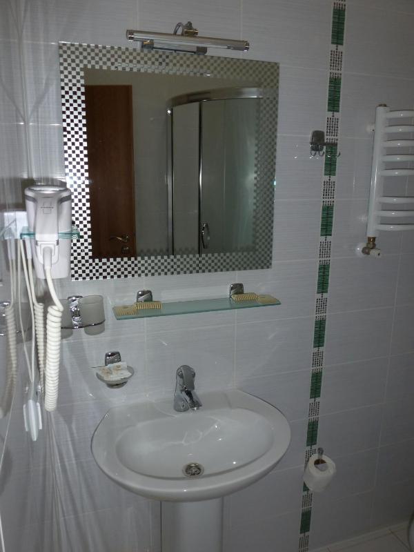Single Room image 2