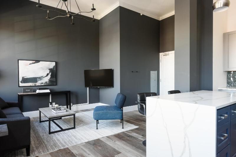 Apartment image 3