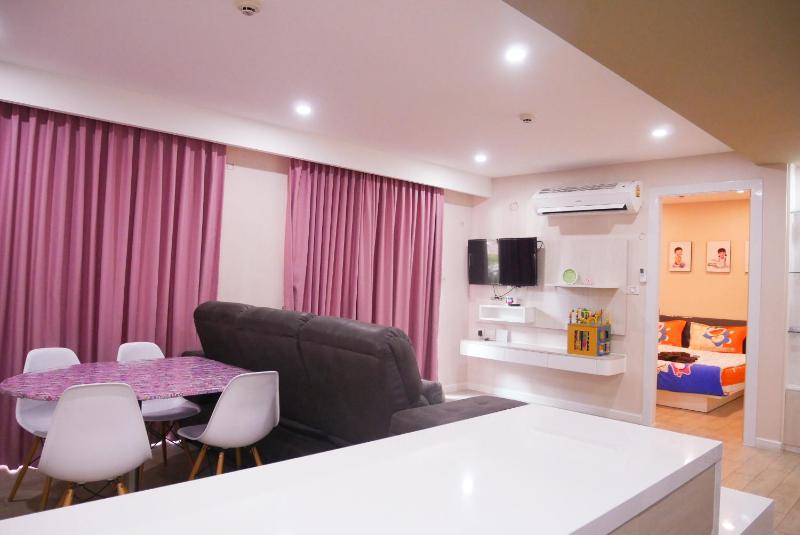 Seven Seas Resort Pattaya & Sofa bed - image 24