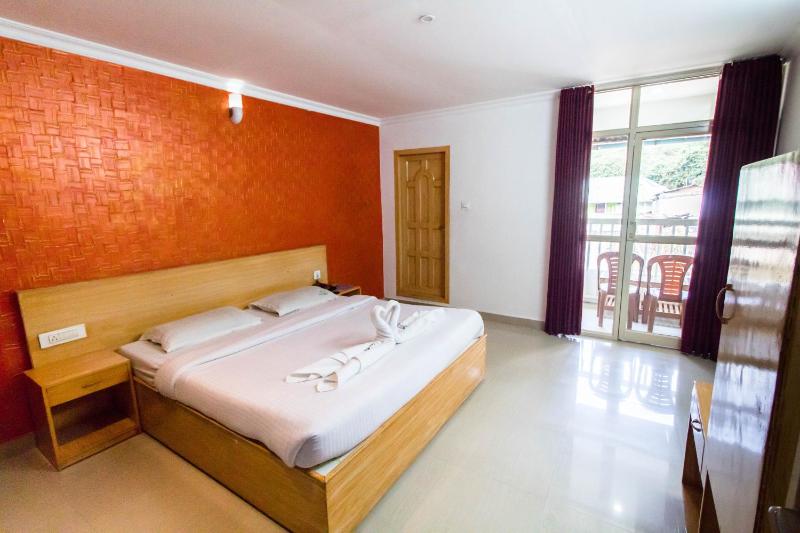 Eden Holidays EV - image 7