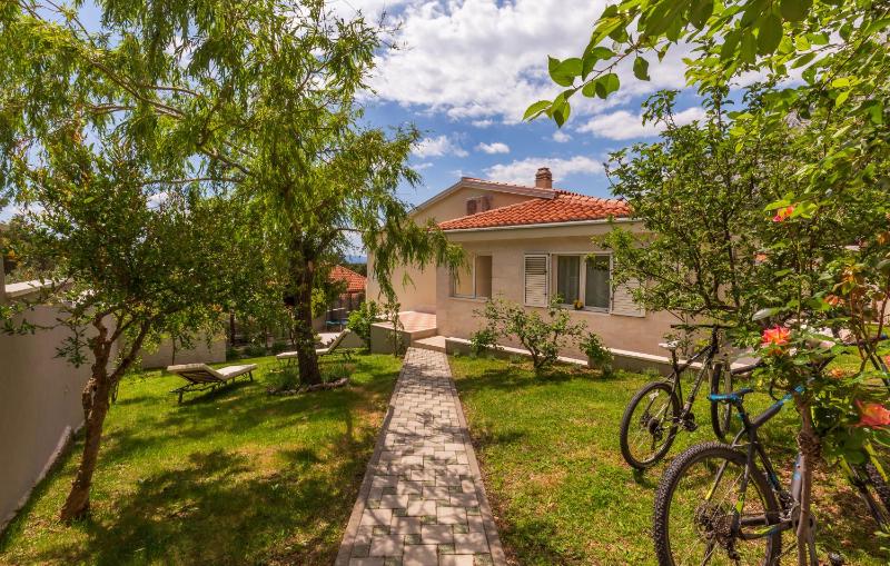 Villa Biston - image 17