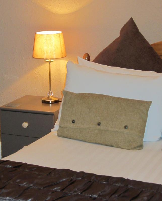 Double Room image 2