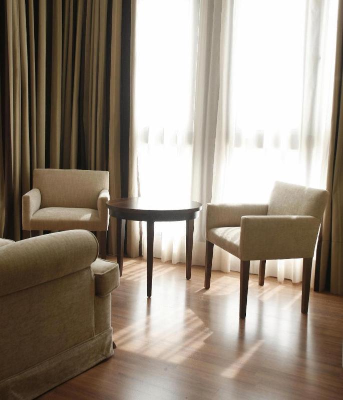 Suite image 3