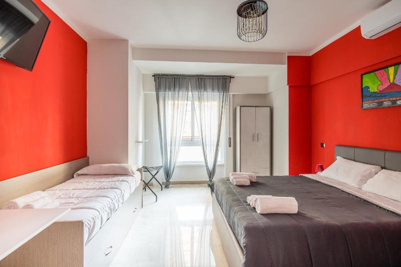 Deluxe Double Room image 3