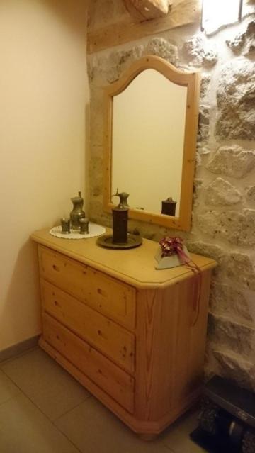 Deluxe Double Room with Shower image 2