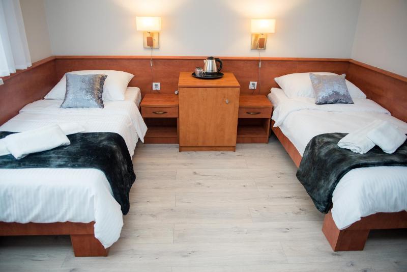 Double Room image 4