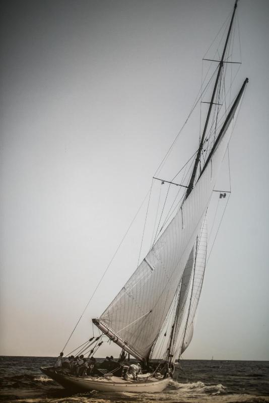 Deluxe Twin Room image 3