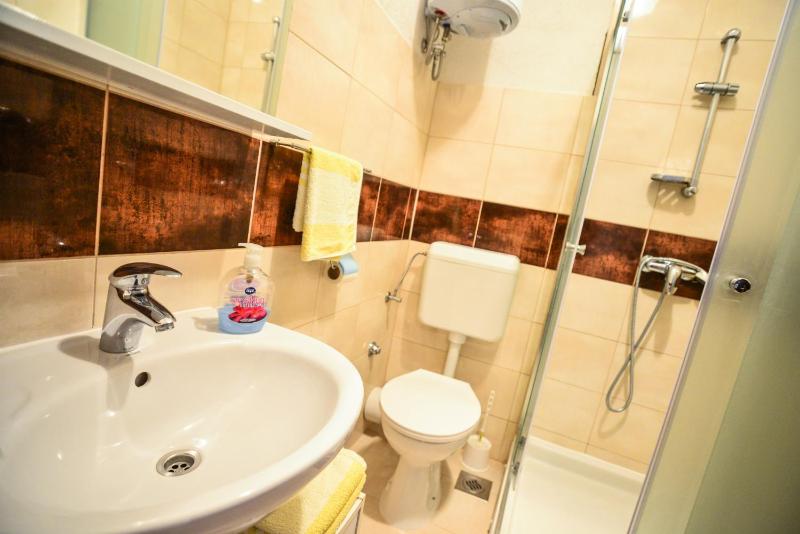 Apartment with Sea View image 3