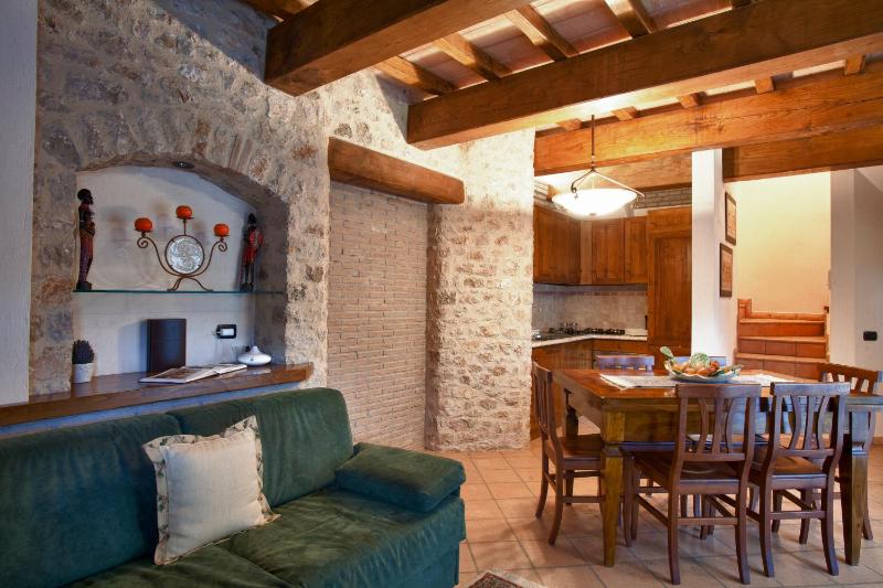One-Bedroom Apartment with Spa Access image 4