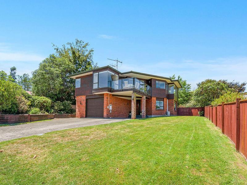 Acacia Bay Getaway - Lake Taupo Holiday Home - image 12