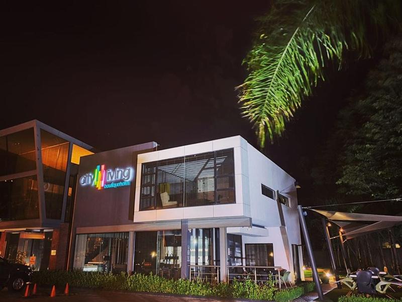 City Living Boutique Hotel - image 1
