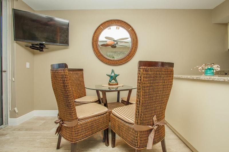 One-Bedroom Apartment image 3