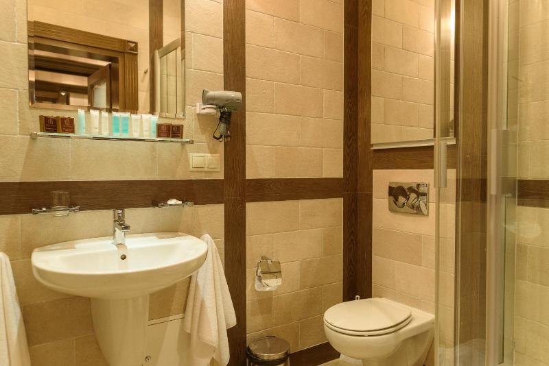 Junior Suite image 2