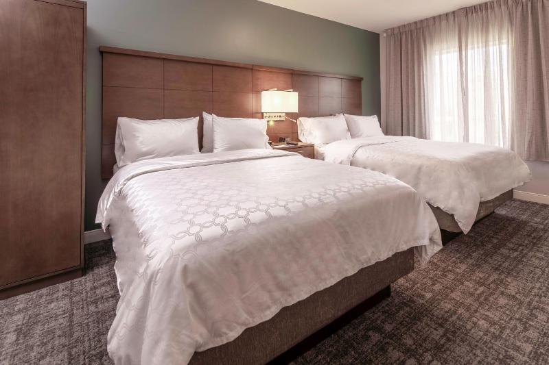 Studio Suite with Two Queen Beds image 2