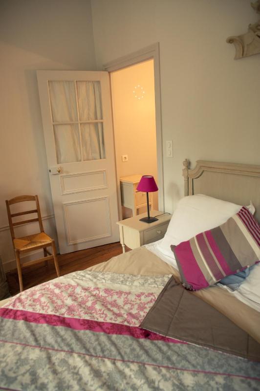 Double Room with Private Bathroom image 2