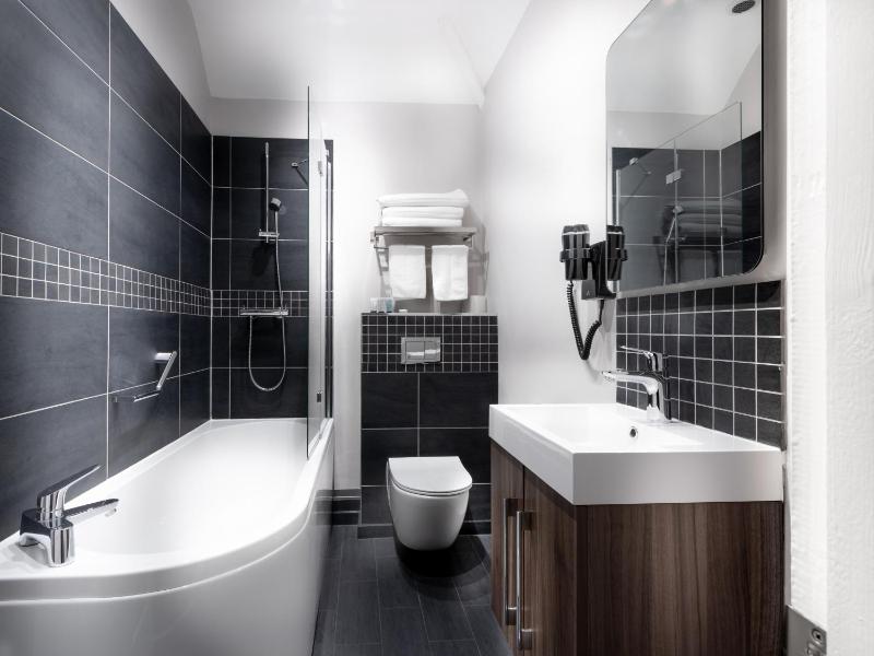 Triple Room image 2