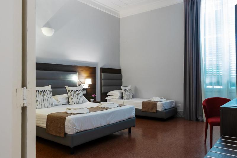 Executive Triple Room image 1