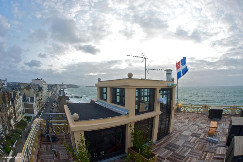 Les Ambassadeurs Logis Hotel sa crêperie et son rooftop - Saint Malo Plage - image 25